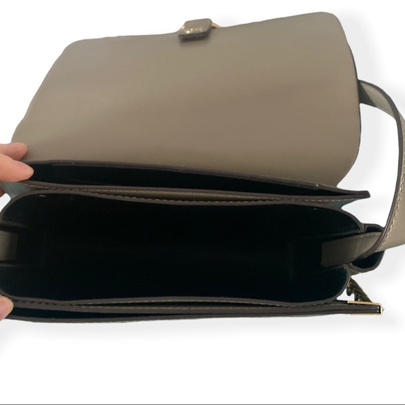 BRAND NEW Faye Style Crossbody Bag - Picture 4 of 5